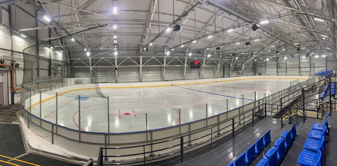 Массовые катания на коньках на ледовой арене "Прикамье"